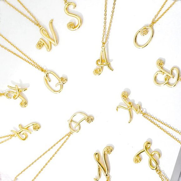 Letter Flower Necklace - Letter P - Picture 6 of 8